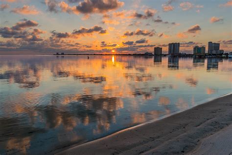 Pensacola Beach Sunrise 10112014 Colors And Reflections Flickr