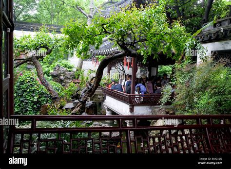 Yu Garden Yu Yuan Garden Ming Dynasty Nanshi Stock Photo Alamy