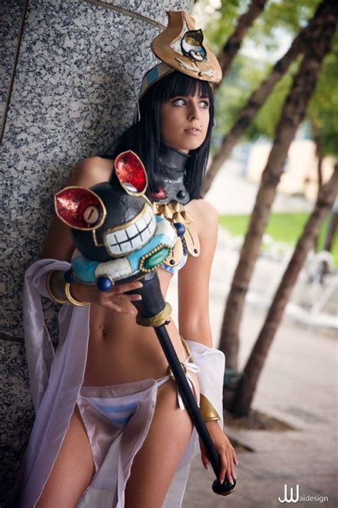 pin on queen s blade cosplay
