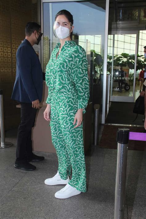 Katrina Kaifs Green Co Ord Set Looks Super Comfy Airport Look
