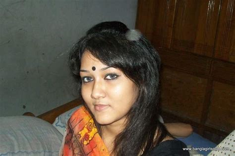 Bangladeshi Beautiful Cute And Innocent College Girl