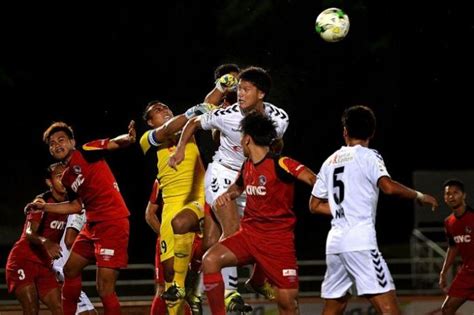 Follow us on facebook , twitter and instagram ! Balestier find a way to peg back S.League leaders Albirex ...