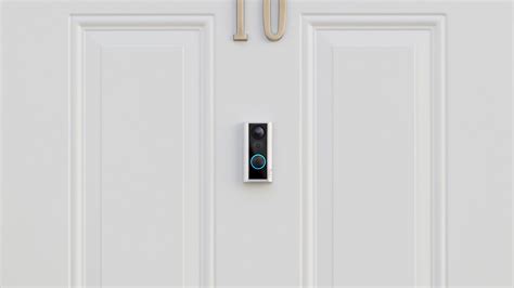 Ces 2019 Ring Door View Cam Goes Over Peephole Instead Of Doorbell
