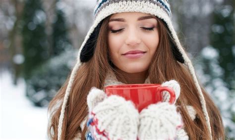 should you actually be eating more to stay warm this winter