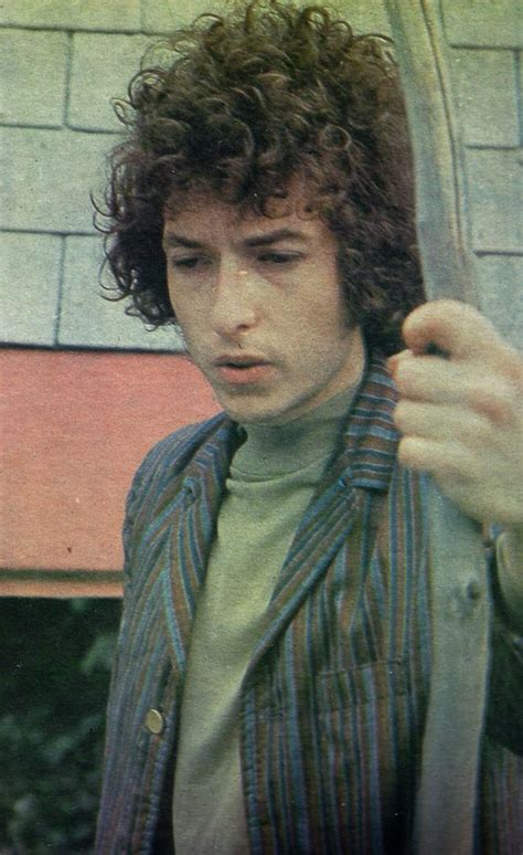 Robert allen zimmerman was born 24 may 1941 in duluth, minnesota; 46 Interesting Color Photos of a Young Bob Dylan in the ...