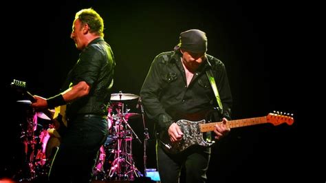 Photos Bruce Springsteen And The E Street Band In Charlottesville