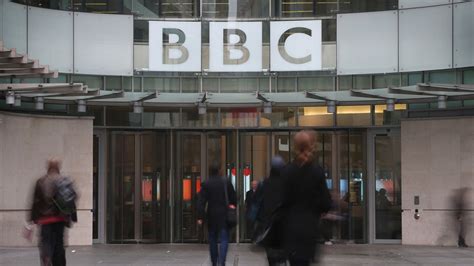 6 Male Bbc Presenters Agree To Pay Cuts Amid Gender Gap Controversy