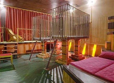weird and wacky hotel rooms