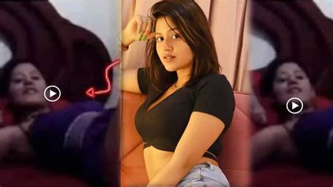 Anjali Arora Viral Video After Alleged Sex Tape Aagyi Na Fir Se Unhi