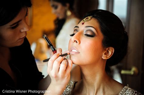 Desi Makeup Artist Dallas Saubhaya Makeup