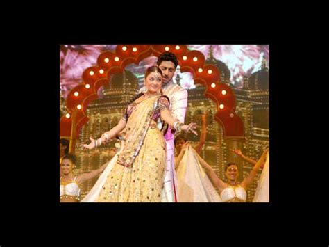 Rare And Unseen Pictures Of Aishwarya Rai Bachchans Stage Performances