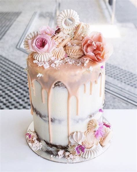 40 Awesome And Unique Birthday Cake Ideas Are You After Easy Birthday Cake Decor In 2020