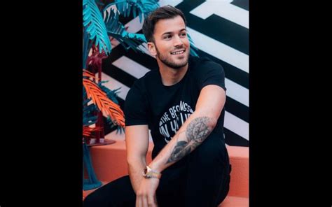 Carolina carvalho assinala aniversário do pai com fotografia inédita e fãs reagem: O início da história de amor de David Carreira e Carolina ...