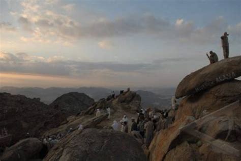 Jabal Tsur Bukti Keajaiban Allah Ihram