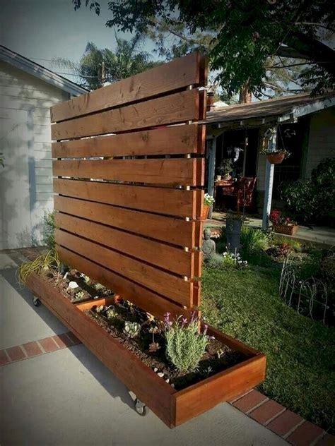 70 Simple Cheap Diy Privacy Fence Design Ideas Page 41 Of 71