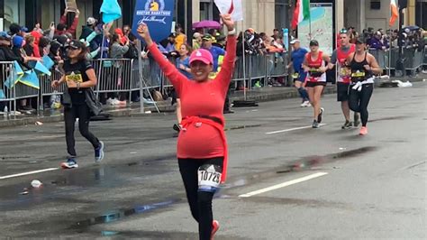 california woman finishes boston marathon while 8 months pregnant abc13 houston