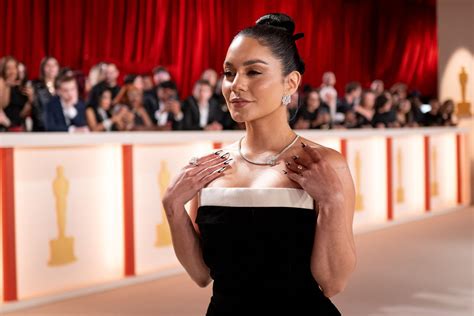 Female Daily Editorial Gaya Rambut Favorit Dari Red Carpet Oscars