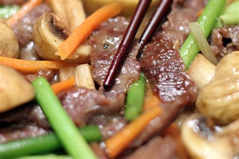 Stir Fried Beef Garlic Sprouts And Mushrooms Recipe Beef Beef