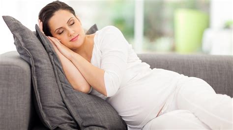 This Is The Best Position For Sleeping During Pregnancy Healthshots