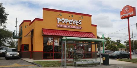 Georgia Woman Slams Suv Into Popeyes Restaurant Because Of Missing Biscuits Total News
