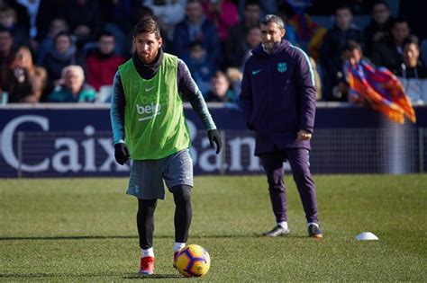 Video Messi Logra épico Golazo Durante Entrenamiento Del Barcelona La Opinión