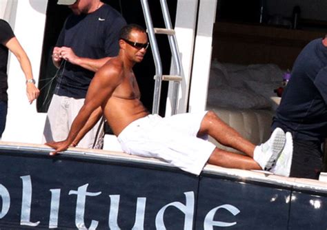 Shirtless Tiger Woods Lindsey Vonn Chilling On His Yacht Photos