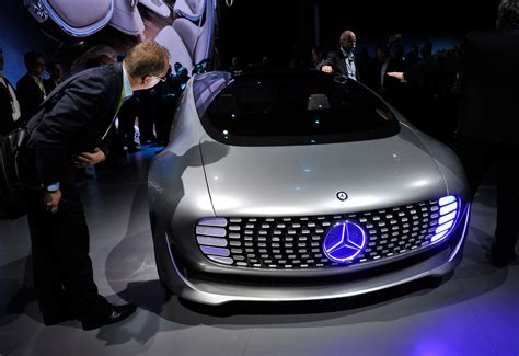 El Mercedes Benz F 015 Del Futuro
