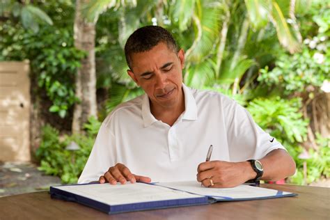 Photo President Obama Signs The James Zadroga 911 Health And