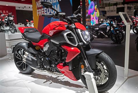Ducati la Diavel V4 è la più bella di EICMA 2022 Motoblog