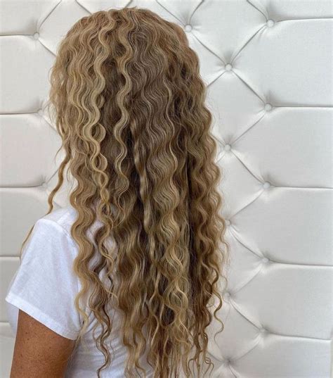 Lovely Crimped Hairstyles S Wavy Loose Trends Hair Crimper
