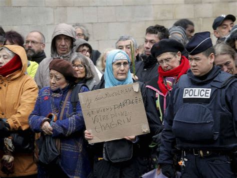 Four Killed In Niger Protest Against Charlie Hebdo Caricature Oneindia News