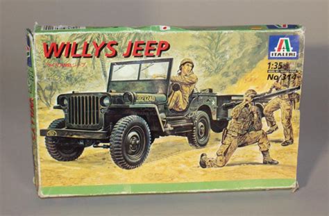 Italeri No 314 135 Scale Willys Jeep And Trailer Kit