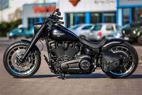 All Black Harley Davidson Dark Dozer Sure Makes Those Wheels Stand Out