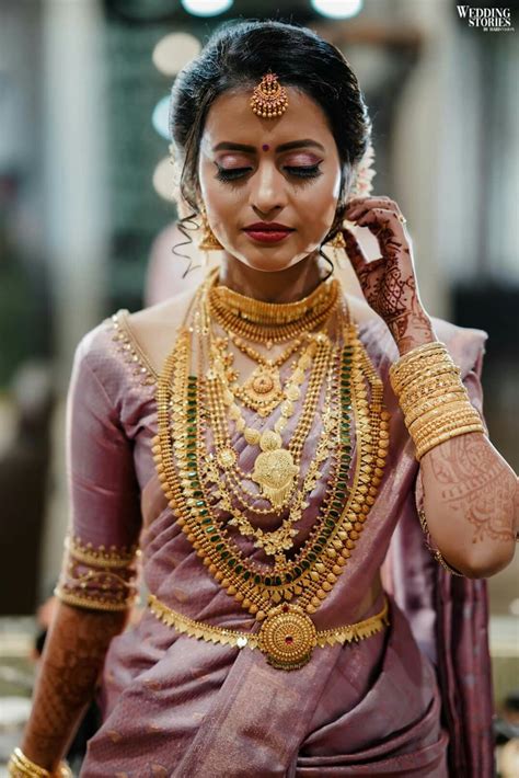 Pin By Almeenayadhav On Jewellery Kerala Bride South Indian