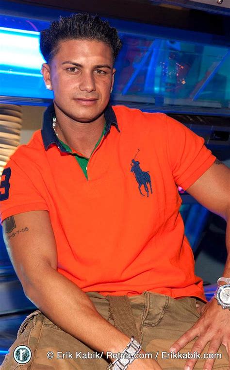 Jersey Shores Dj Pauly D Honored With Tanning Bed Dedication At Sunset Tan