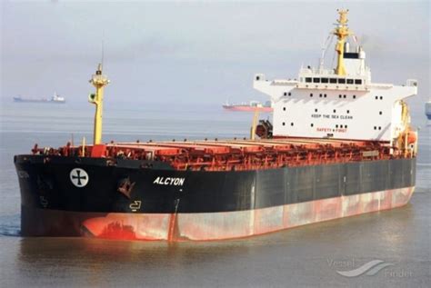 Diana Shipping Sells Panamax And Signs Charter Contracts For Bulker Duo