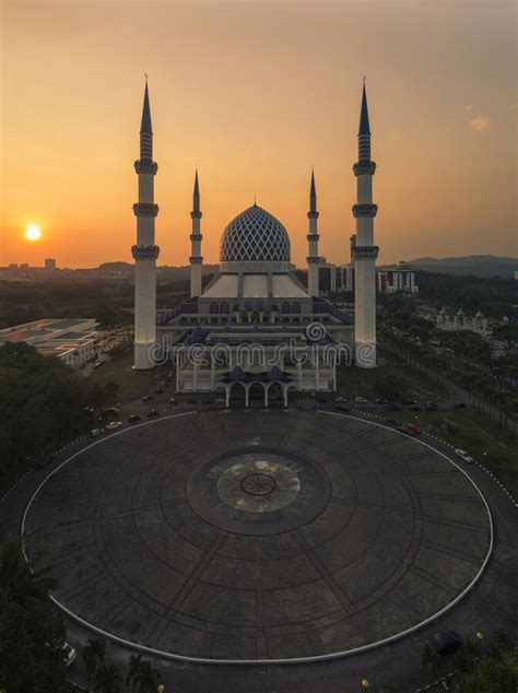 Find the best deals for used cars in shah alam. A Sunrise At Blue Mosque, Shah Alam, Malaysia. Blue Mosque ...