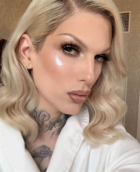Pick Your Best Make Up From Jeffree Star Pics Here Gluwee