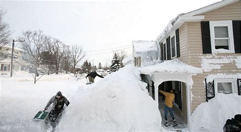 8 Days 10 Feet And The Snow Isnt Done Yet New York Times