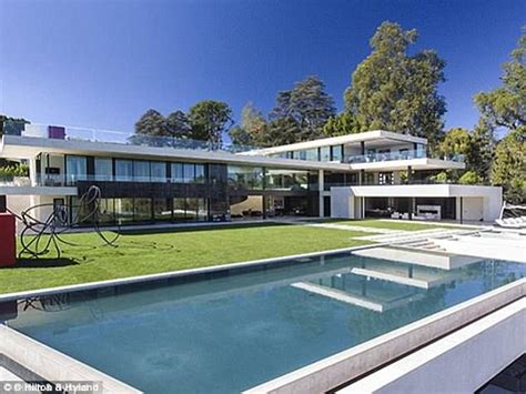 Beyonce And Jay Z Renovate Their Already 88m Mansion Daily Mail Online