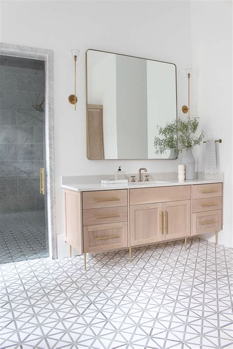 Looking for great bathroom ideas and inspiration for your bathroom renovation? The Forest Modern: Modern Vintage Master Bathroom Reveal ...