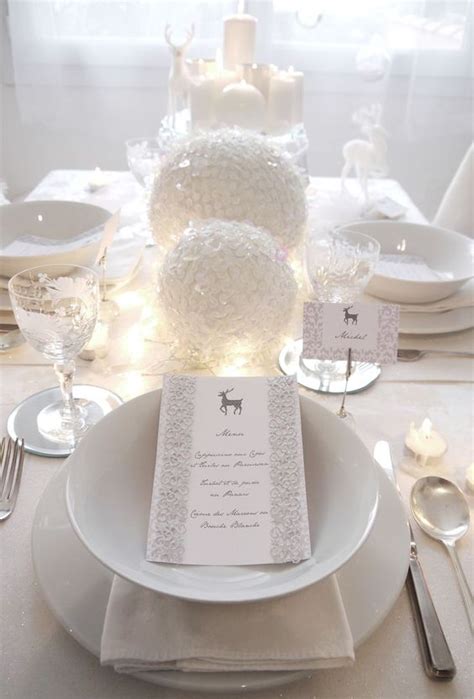 19 White Winter Tablescapes For Christmas Shelterness
