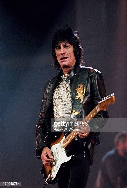 Rolling Stones In 1999 Concert Photos And Premium High Res Pictures