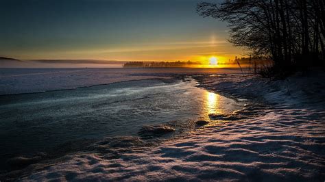 Sunset On A Frozen Lake Shore Ice Sunset Frozen Lake Winter Hd