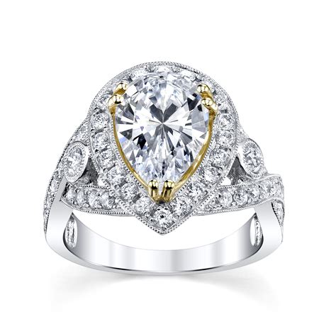 Robbins Brothers Announces Official 2013 “12 Engagement Rings Of Christmas”
