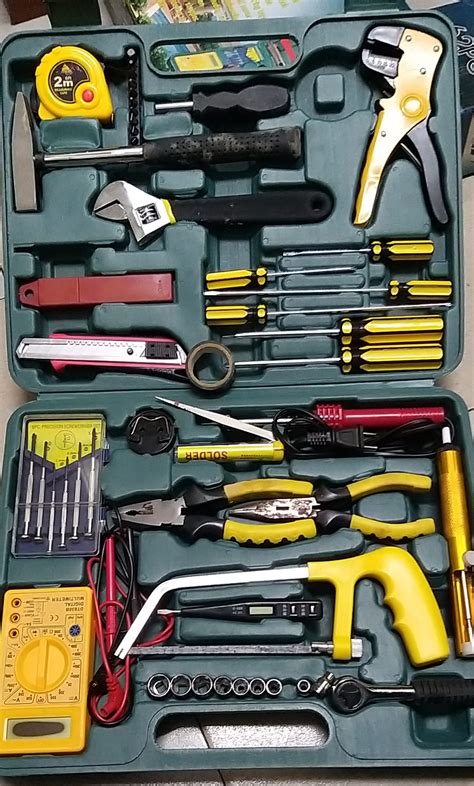 Electrician 62pcs Tool Kit Set Mewnex Tools Ltd