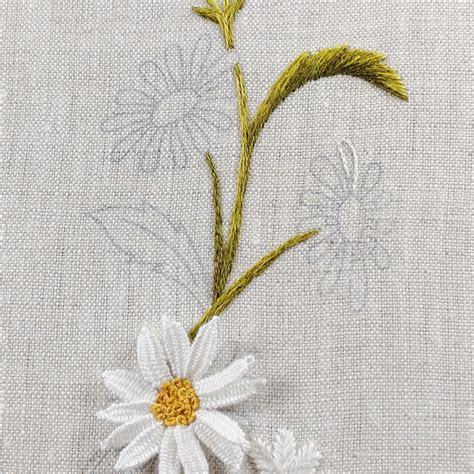Embroidered Daisies Part Stems More Needlenthread Com