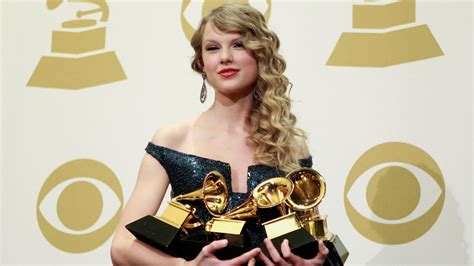 Taylor Swifts 8 Most Iconic Grammy Moments Teen Vogue