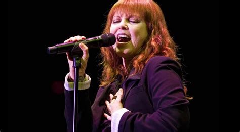Pat Benatar Is Radiance Personified As She Goes Unplugged For Epic