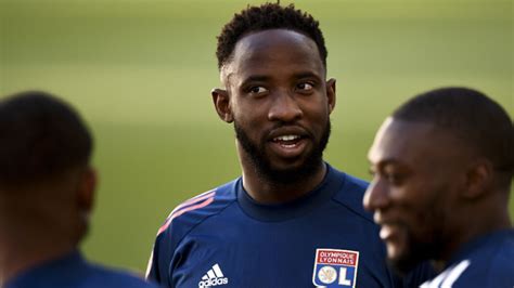 His potential is 83 and his position is st. Atletico Madrid, Dembele si presenta: «Grande passo per me ...